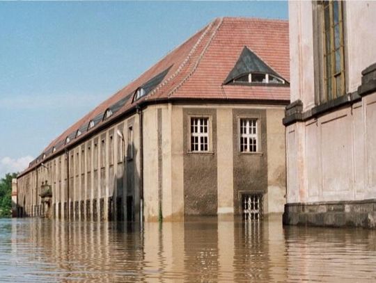 25 lat od Powodzi Tysiąclecia. Zobacz archiwalne zdjęcia z tamtego okresu