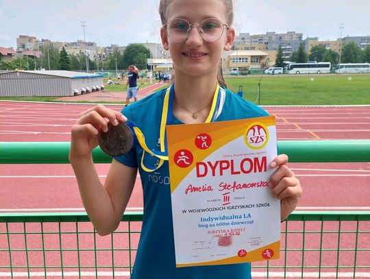 Amelka Stefanowska z SP5 z brązowym medalem wojewódzkich zawodów! Amelka Stefanowska z SP5 z brązowym medalem wojewódzkich zawodów!
