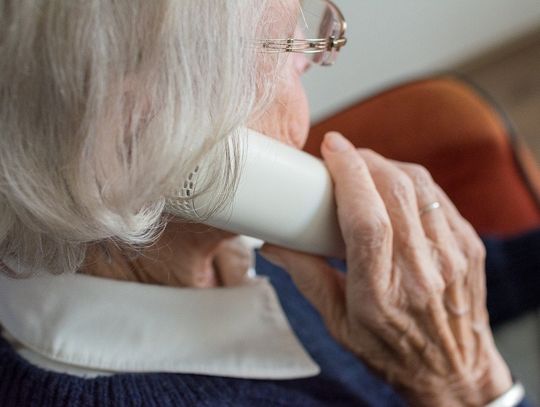 Darmowe porady psychologiczne dla seniorów i ich opiekunów