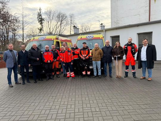 Dwa nowoczesne ambulanse trafiły do ZOZ w Nysie