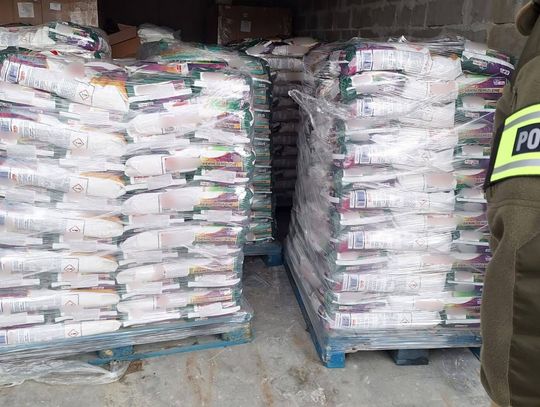 Internetowy handel podróbkami przerwany. Policja zatrzymała 30-latka z Opolszczyzny