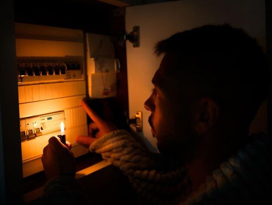 Jak się przygotować na blackout? Zapoznaj się z instrukcją