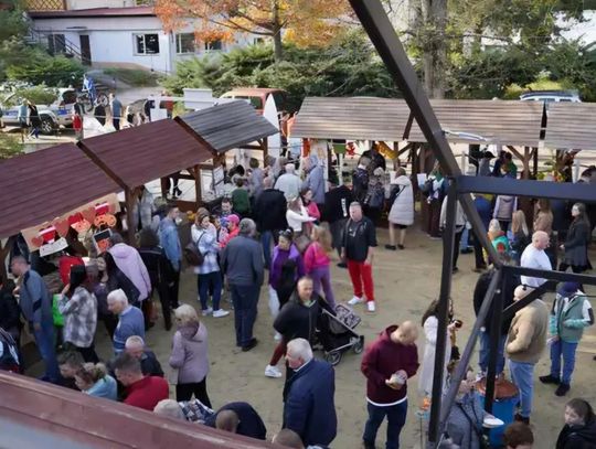 Jesienny klimat przy ognisku – AKWA MARINA zaprasza