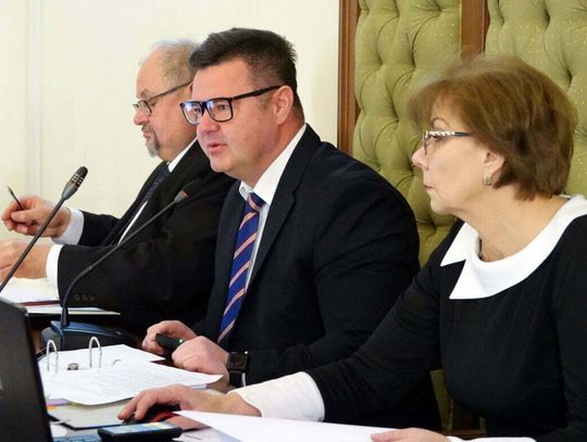 Jutro uchwalenie budżetu gminy i powiatu