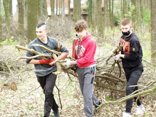 Kolejne wielkie sprzątanie nad jeziorem