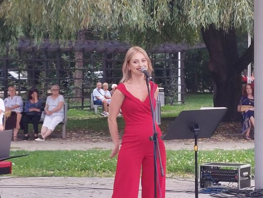Letnie niedziele z muzyką na Placu Paderewskiego – koncertowy cykl Nyskiego Domu Kultury