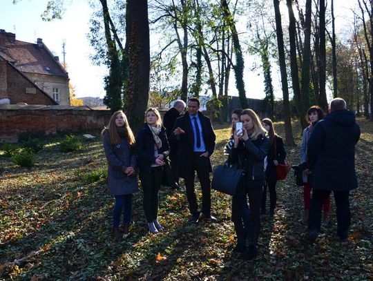 Na starym cmentarzu ma powstać Park Pamięci