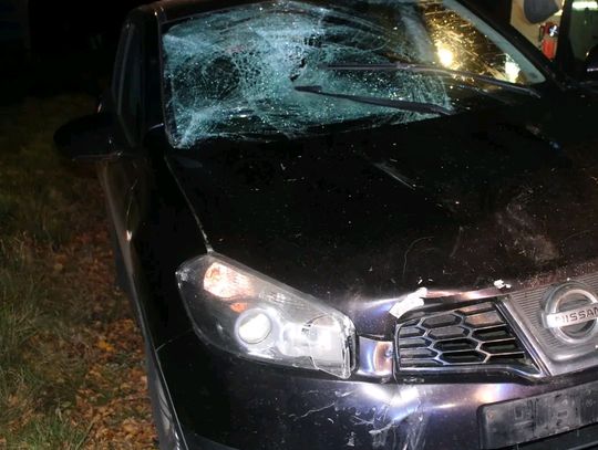 Nietrzeźwy rowerzysta zderzył się z samochodem