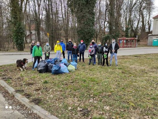 Nysanie posprzątali Aleję Wojska Polskiego. To początek "czyszczenia" miasta