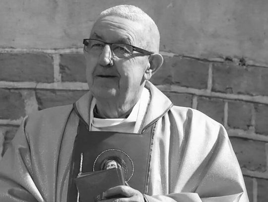 Odszedł ks. prałat Mikołaj Mróz, emerytowany proboszcz Bazyliki Mniejszej w Nysie. Miał 80 lat. Odszedł ks. prałat Mikołaj Mróz, emerytowany proboszcz Bazyliki Mniejszej w Nysie. Miał 80 lat.