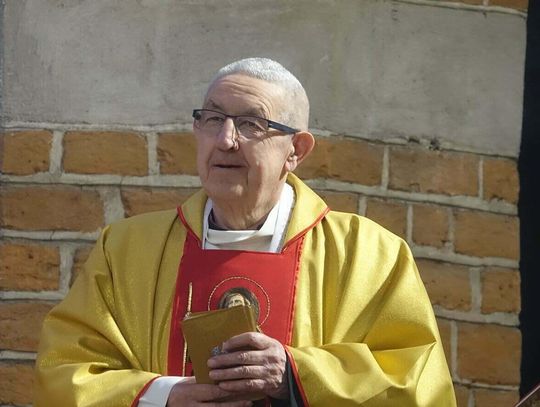 Prałat Mikołaj Mróz honorowym obywatelem miasta