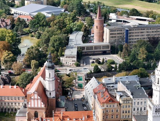 Przesunięcie montażu Mostu Zamkowego. Nowa konstrukcja jeszcze w drodze