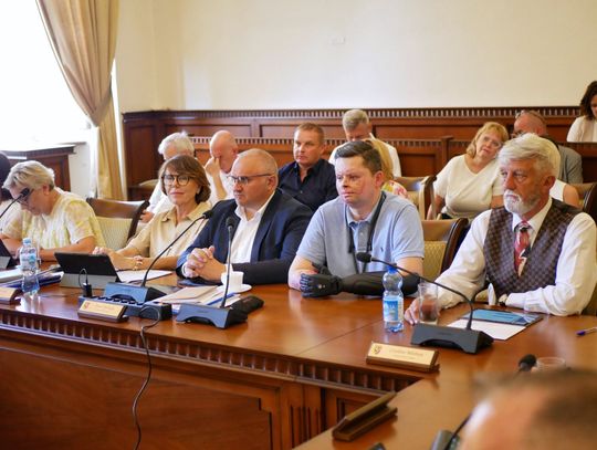 Radni przyjęli uchwałę intencyjną w sprawie konsolidacji szpitali w Nysie i w Głuchołazach.
