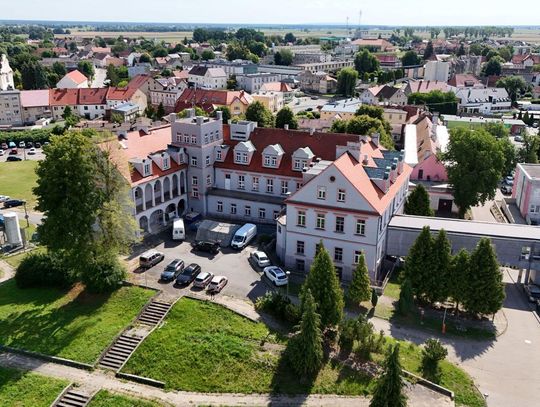 Rewitalizacja parku przy zamku w Korfantowie nabiera tempa