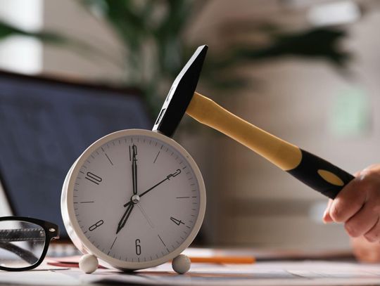 Rewolucja w pracy? Polacy testują czterodniowy tydzień Rewolucja w pracy? Polacy testują czterodniowy tydzień