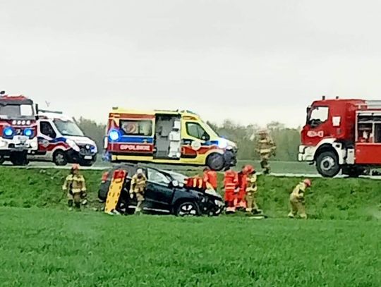 Śmiertelny wypadek na trasie Nysa-Niemodlin. Dwie osoby nie żyją