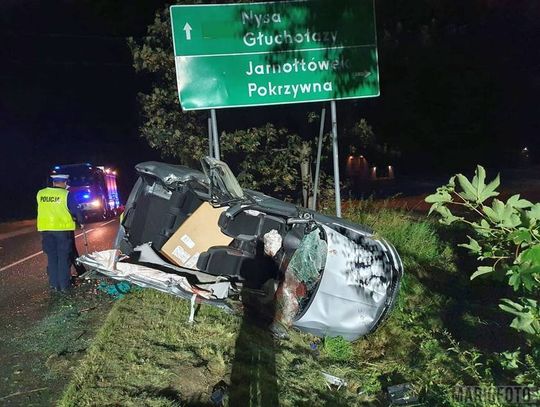 Śmiertelny wypadek pod Głuchołazami. Kolega dał pijanemu kluczyki od auta. Odpowie za pomoc w przestępstwie