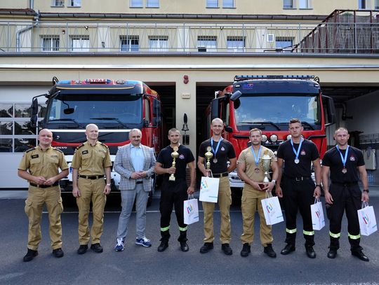 Starosta pogratulował nyskim strażakom