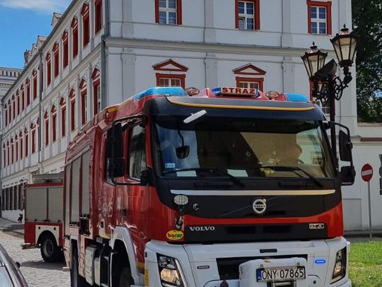 Strażacy wezwani do podtrucia czadem