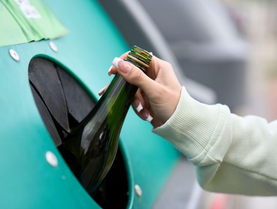 Szklane butelki z kaucją. Już wiadomo, kiedy wejdą do systemu