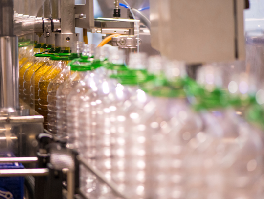 Teraz do sklepów trafi więcej opakowań ze znakiem kaucyjnym Teraz do sklepów trafi więcej opakowań ze znakiem kaucyjnym