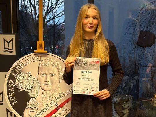 Triumf młodej pasjonatki historii. Uczennica Carolinum najlepsza w Opolskim Teście o Żołnierzach Wyklętych Triumf młodej pasjonatki historii. Uczennica Carolinum najlepsza w Opolskim Teście o Żołnierzach Wyklętych
