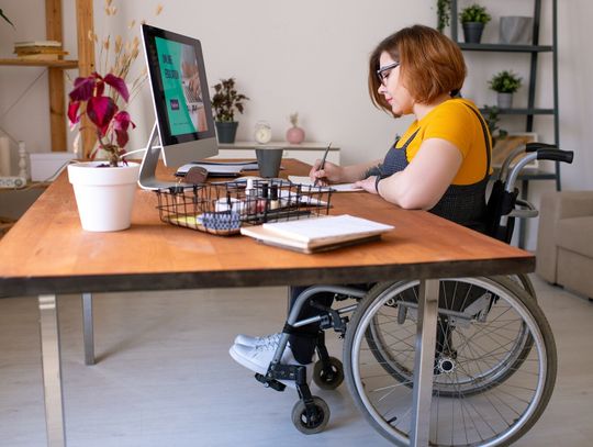 Twój Potencjał, Twoja Praca. Praktyczny Przewodnik po Rynku Pracy dla Osób z Niepełnosprawnością