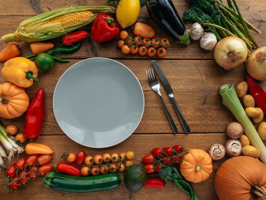 Warzywa, które chłodzą. Poznaj produkty o naturalnych właściwościach termoregulacyjnych