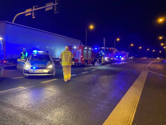 Wypadek w Otmuchowie. Zderzyły się 2 auta, są utrudnienia w ruchu