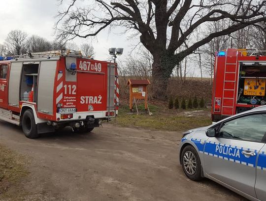 Zderzenie osobówki ze skuterem. Dwie osoby poszkodowane