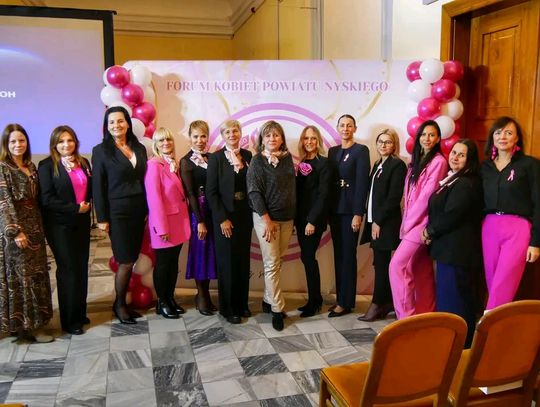 Zdrowie w centrum uwagi. Forum Kobiet Powiatu Nyskiego po raz kolejny zjednoczyło panie wokół profilaktyki