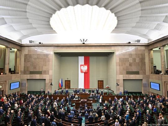 Zniesienie zasady dwóch kadencji w samorządach niemal pewne