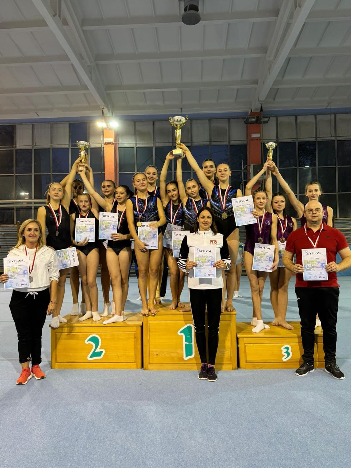 Nyskie gimnastyczki na podium Drużynowych Mistrzostw Polski!