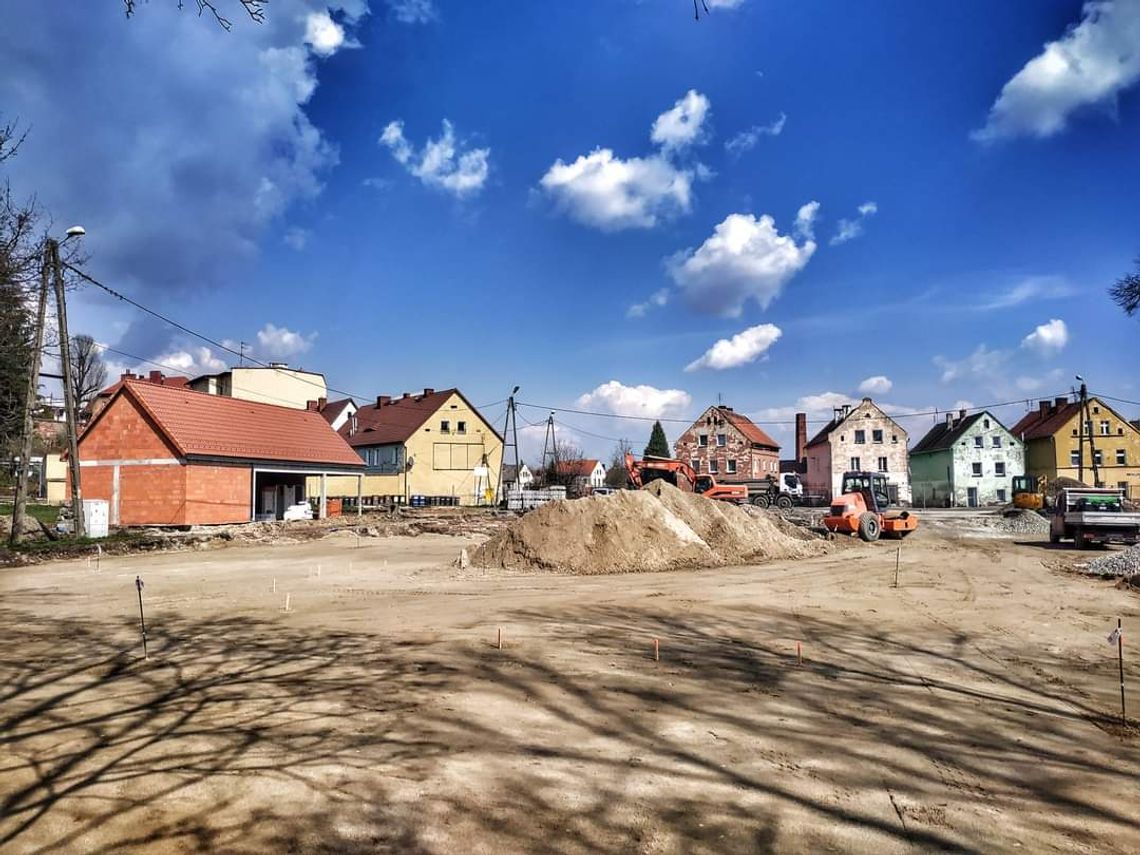 Budowa Centrum Przesiadkowego w Otmuchowie idzie zgodnie z planem