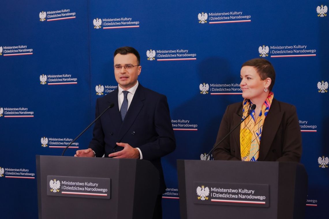 Samorządy nadal będą wydawać prasę. Ministerstwo zmienia zdanie Samorządy nadal będą wydawać prasę. Ministerstwo zmienia zdanie