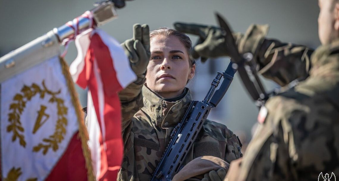 Coraz więcej Polek wybiera służbę w wojsku. Przyciąga je z WOT Coraz więcej Polek wybiera służbę w wojsku. Przyciąga je z WOT