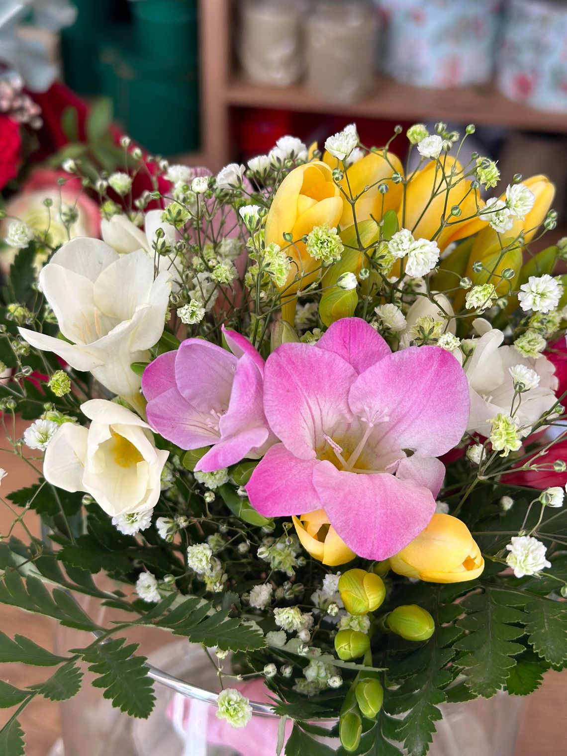 Dzień Kobiet 2026. Tyle wydamy na kwiaty i prezenty