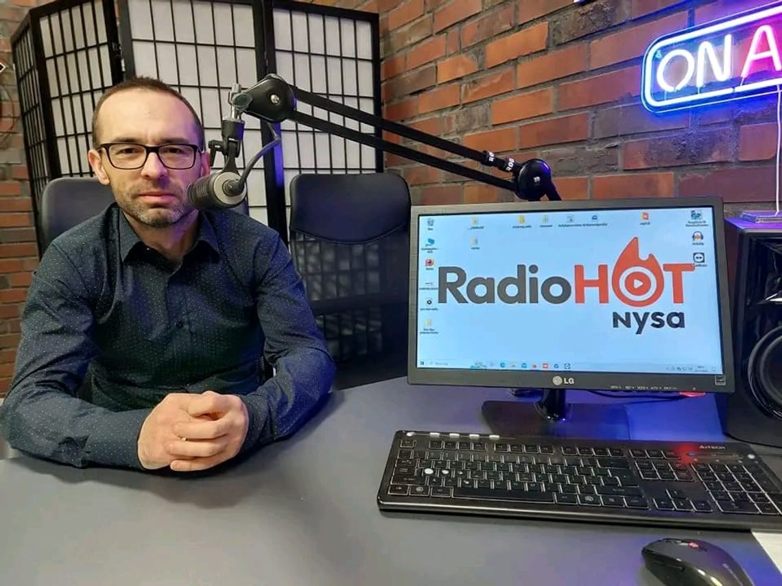 GOŚĆ RADIO HOT Nysa - Artur Kamiński