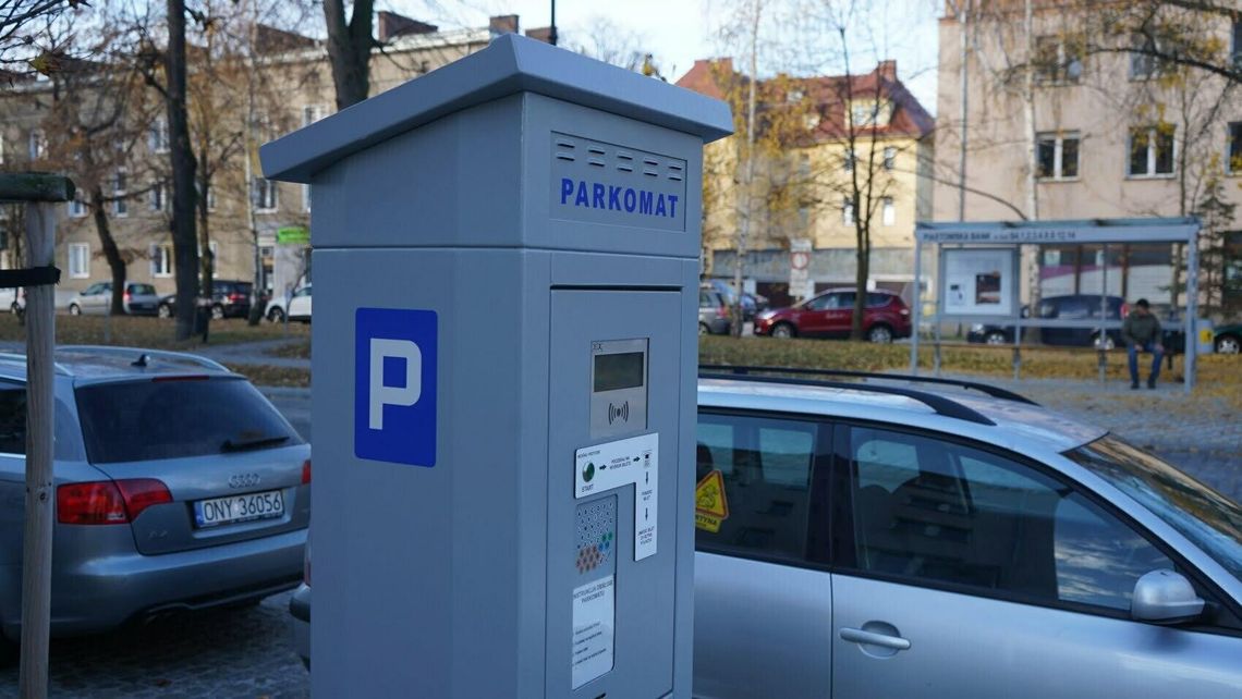 Jak zapłacić za postój w nowych parkometrach?