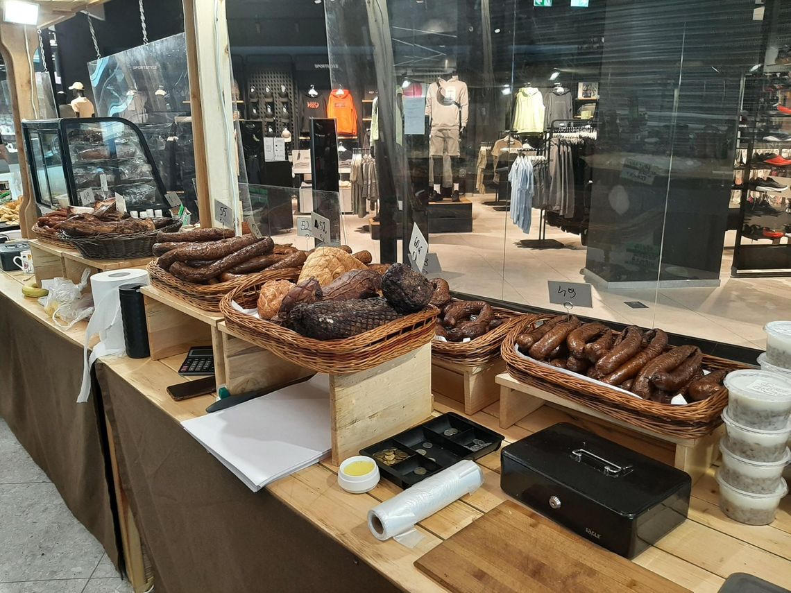 Jarmark produktów regionalnych w Dekadzie