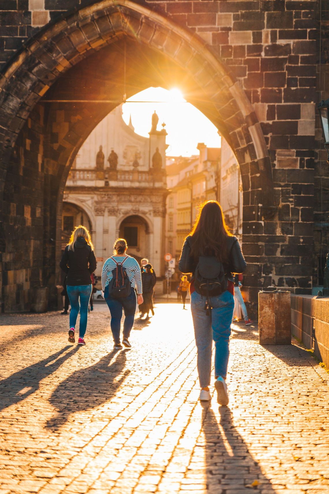 Jarmarki Bożonarodzeniowe w Pradze - magia świąt w sercu Europy Jarmarki Bożonarodzeniowe w Pradze - magia świąt w sercu Europy