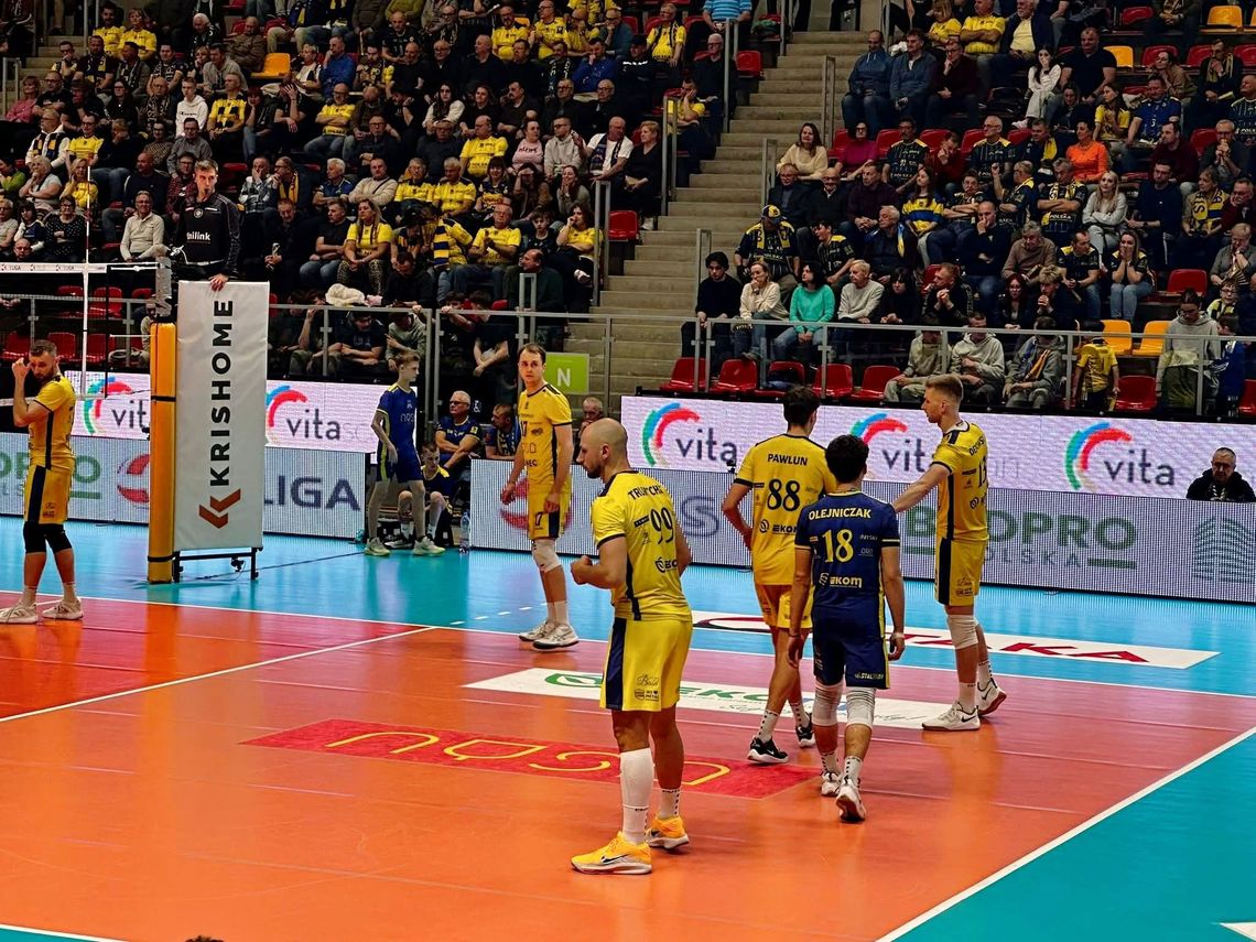 Kadrowa rewolucja w Stali Nysa. Dziewięć pożegnań i wielka przebudowa