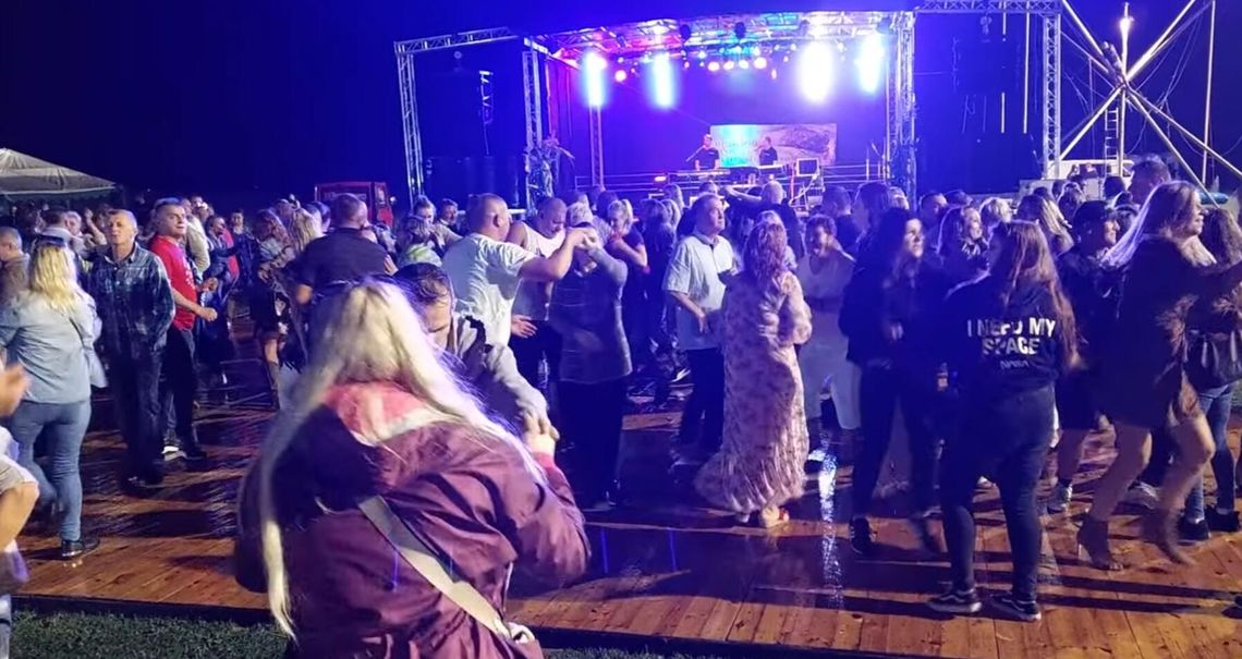 Kino pod chmurką, występ zespołu BACIARY, zabawa taneczna i kolejny letni koncert - przed nami mnóstwo atrakcji w długi weekend