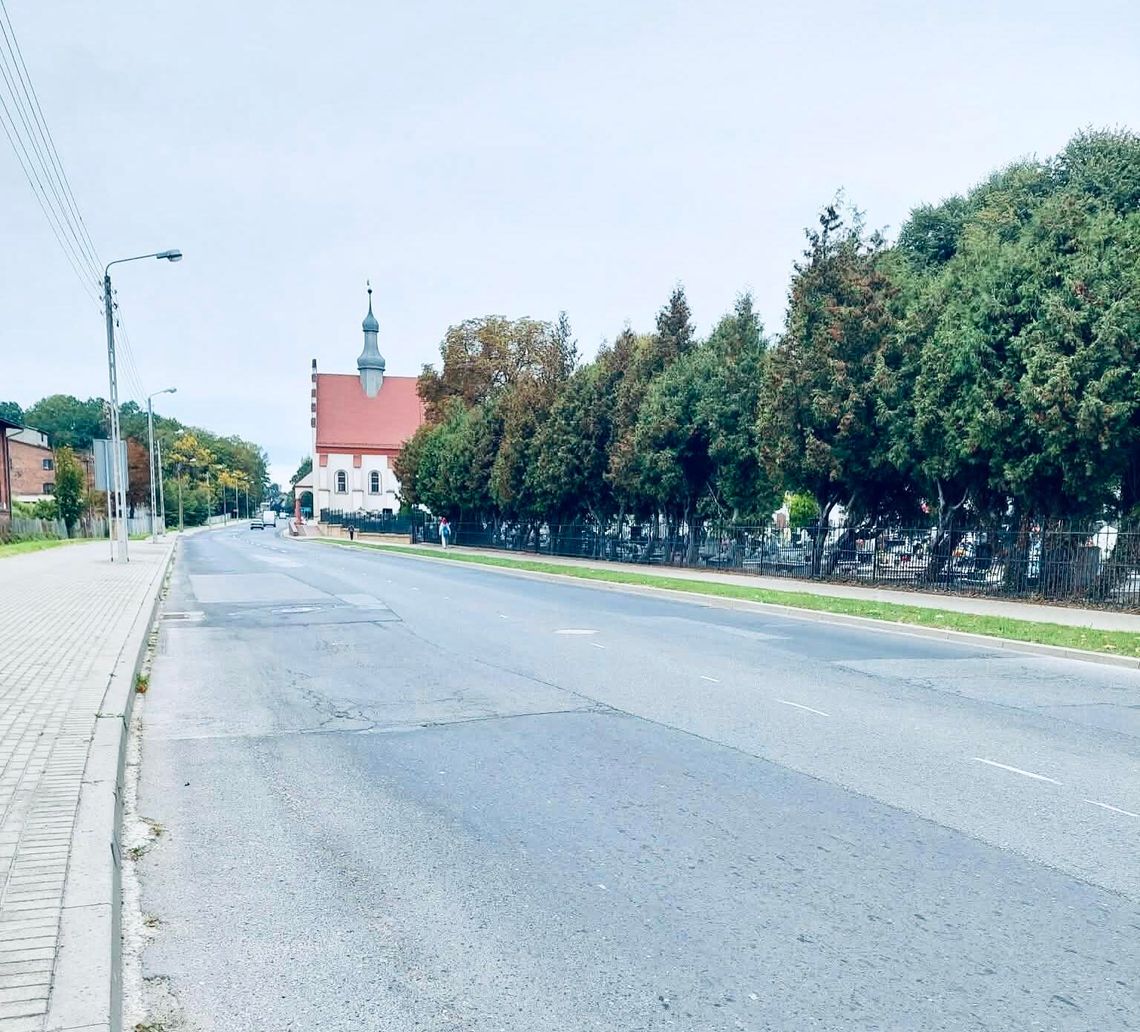 Kolejne utrudnienia drogowe. W przyszłym tygodniu drogowcy położą nową nawierzchnię Kolejne utrudnienia drogowe. W przyszłym tygodniu drogowcy położą nową nawierzchnię