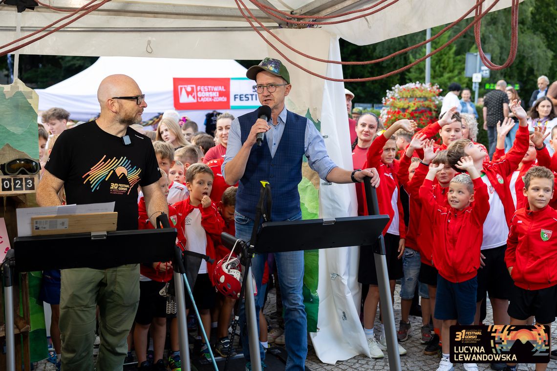 Lądek pamięta, co potrafi zabrać wielka woda. Festiwal Górski uruchamia pomoc dla Nepalu