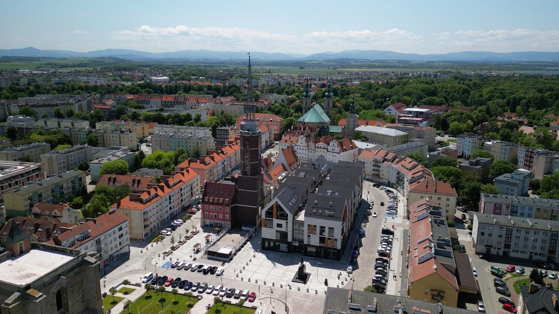 Marszałek Buła nie wyciągnie ręki. PiS weźmie powiat i gminę?