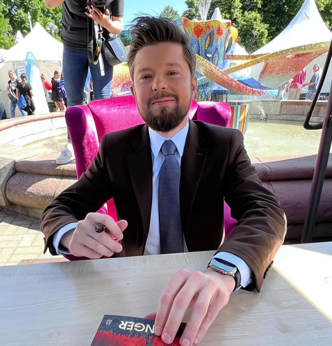 Mróz, Masterton i Sapkowski gwiazdami Festiwalu Książki w Opolu 2025!