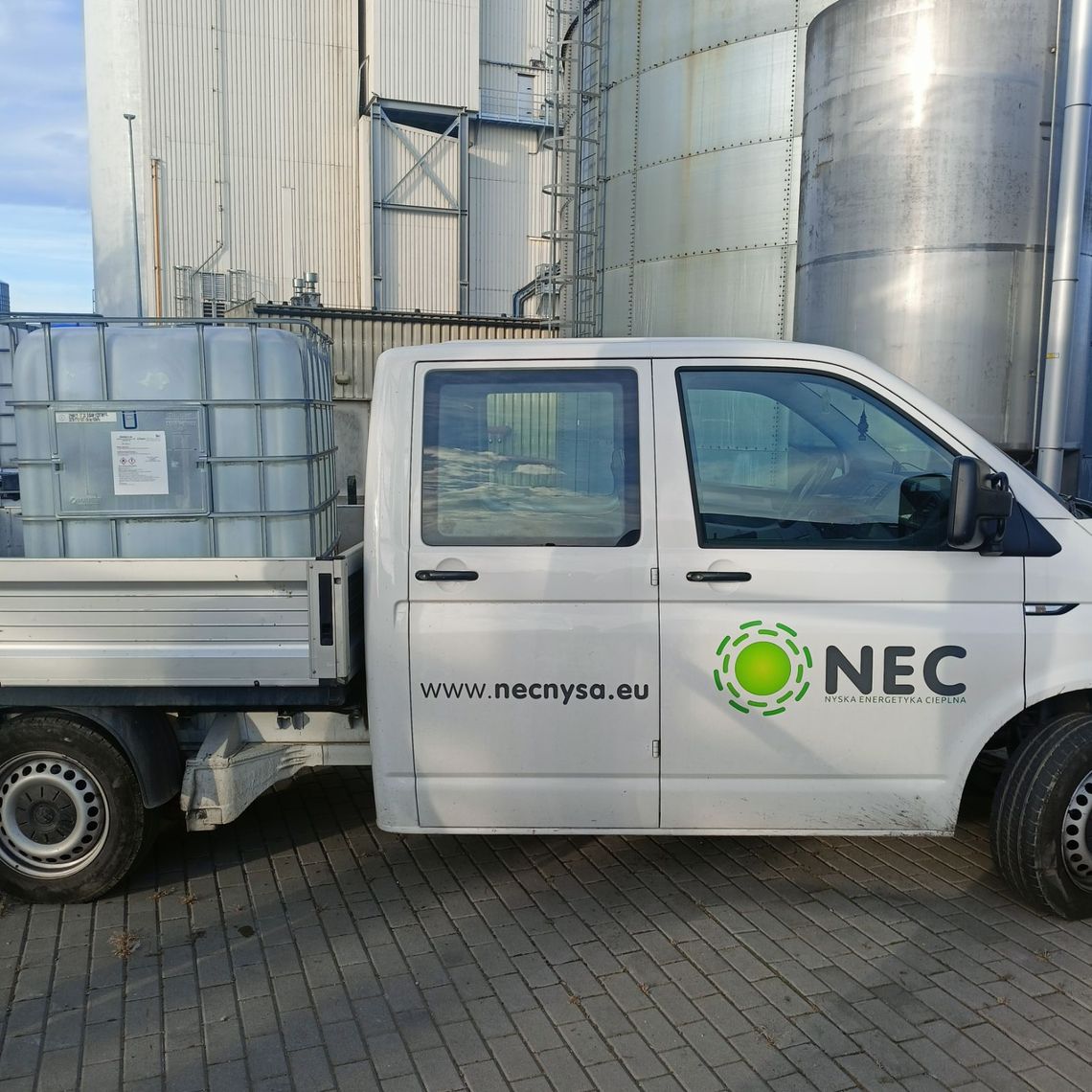 NEC przywraca w Nysie ciepłą wodę dzięki Bioagrze