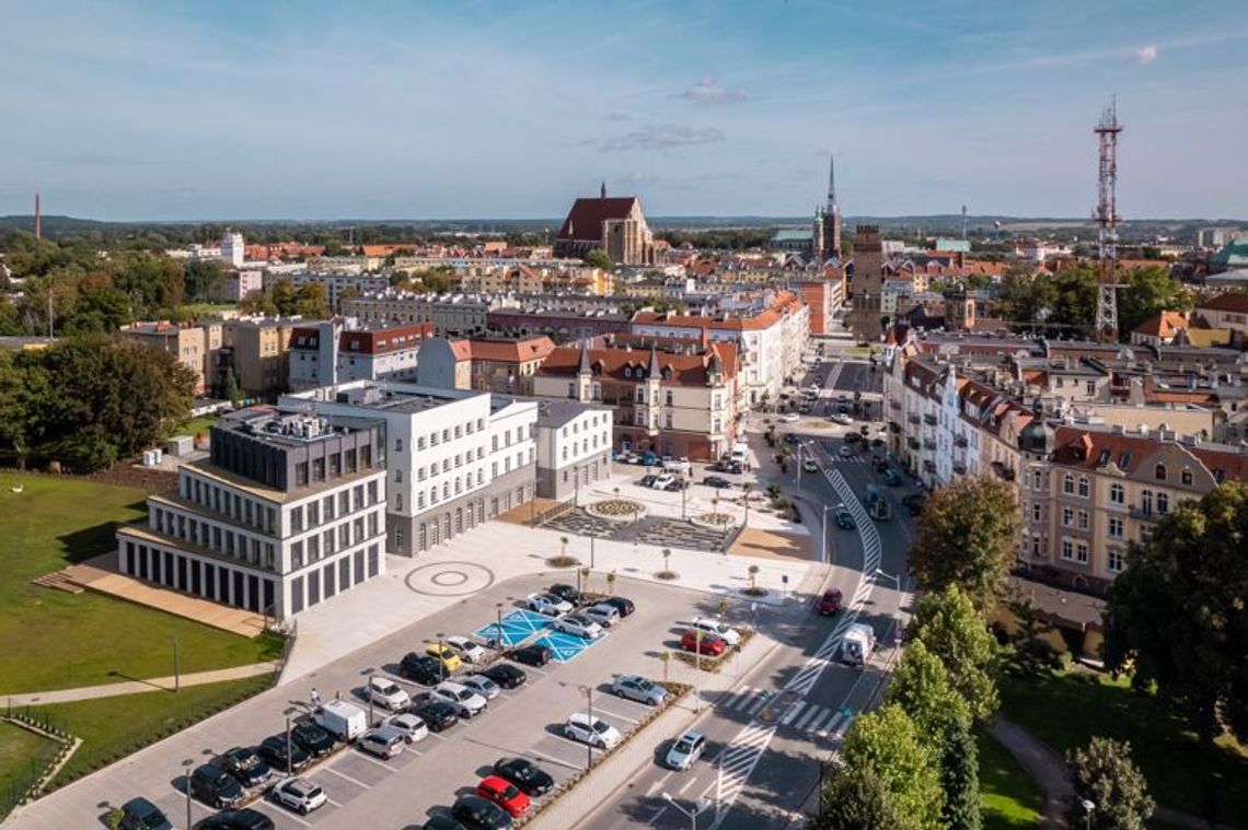 Nowa, profesjonalna sala konferencyjna w Nysie