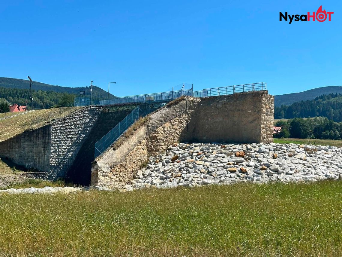 Nowa zapora w Stroniu Śląskim. Wody Polskie wybrały wariant odbudowy zbiornika Nowa zapora w Stroniu Śląskim. Wody Polskie wybrały wariant odbudowy zbiornika